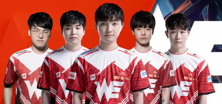 代足球中虽 代足球中虽