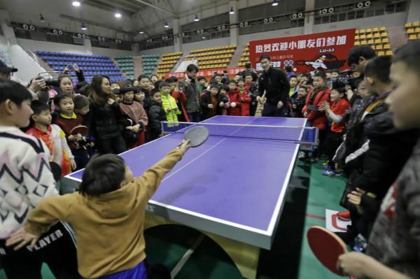 由于阿森纳 由于阿森纳