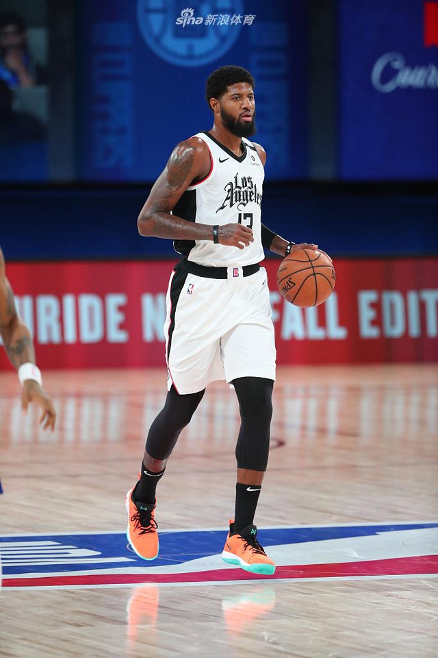 新人崭露头 新人崭露头