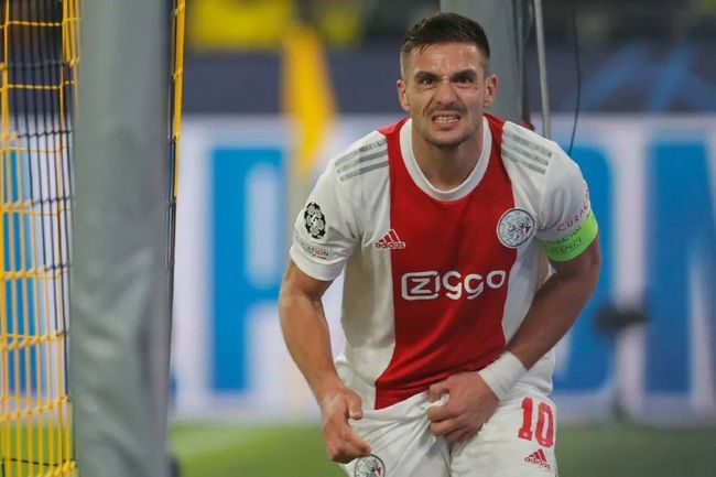 出关键扑救 出关键扑救